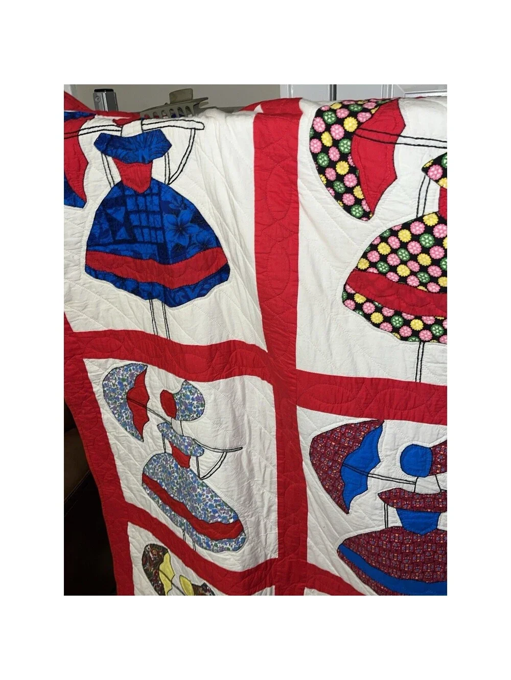 Southern Belle / Sunbonnet Sue Quilt Hand Quilted 76”x 99” Full / Queen Amazing